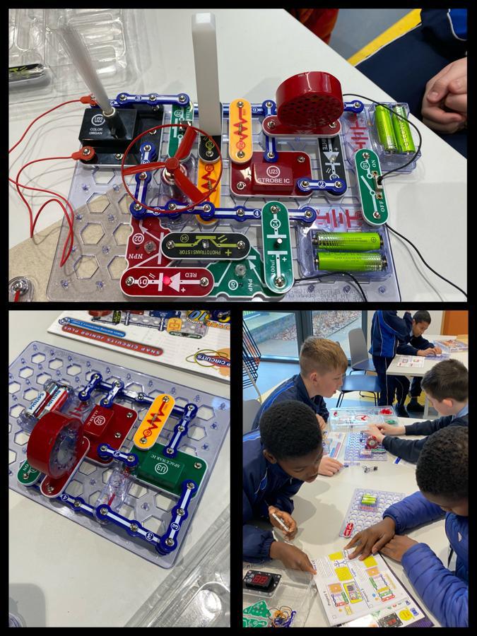 Snap Circuits in North Clondalkin Library 